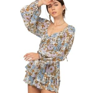 HYFVE women’s floral long sleeve flowy tiered ruffle romper size M bow v-neck